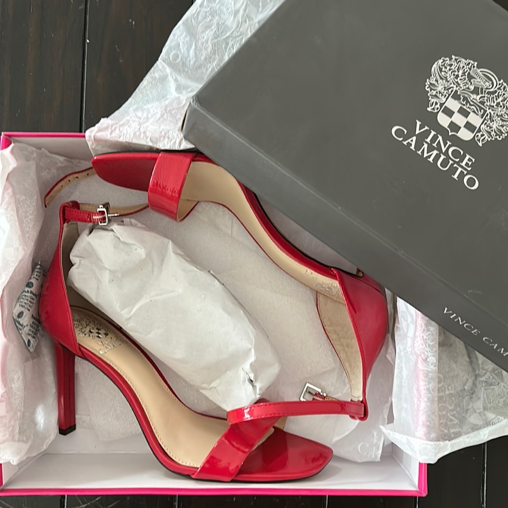 New in Box - Vince Camuto Red Lauralie Ankle-Strap Heeled Sandals Size 8.5